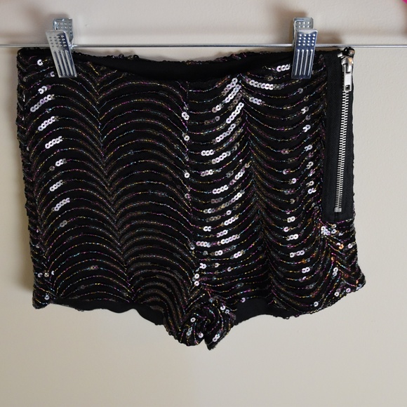 Sequin Shorts - Picture 1 of 2